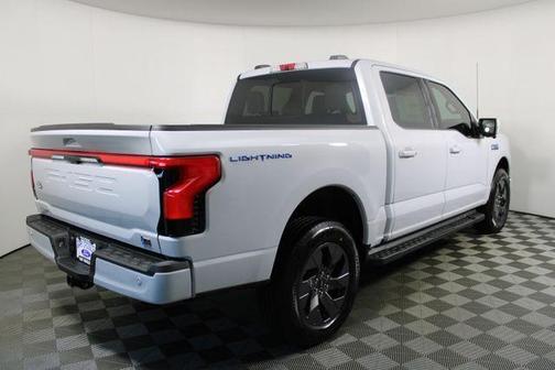 2025 Ford F-150 Lightning LARIAT