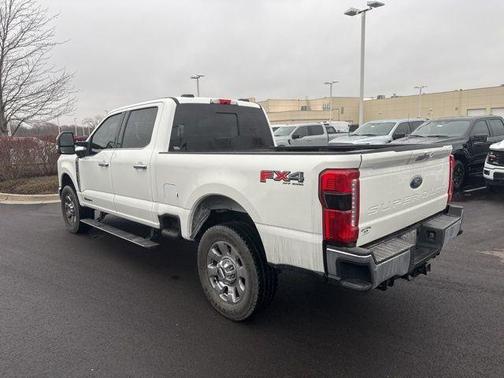 2023 Ford F-350 Lariat Super Duty
