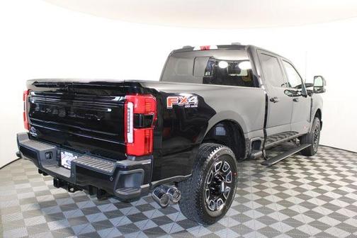 2025 Ford F-350 Platinum