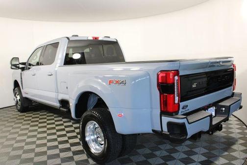 2025 Ford F-350 Platinum