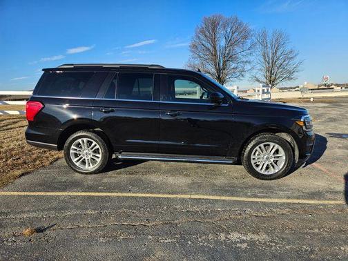 2023 Ford Expedition XLT