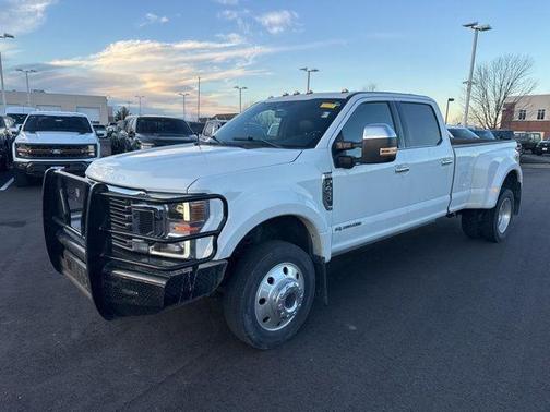 2022 Ford F-450 Platinum