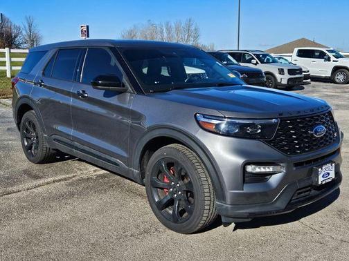 2022 Ford Explorer ST