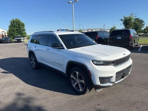 Bright White Clearcoat 2023 Jeep Grand Cherokee L Limited