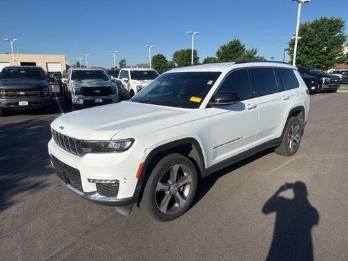 Bright White Clearcoat 2023 Jeep Grand Cherokee L Limited