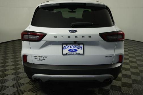 Oxford White 2025 Ford Escape Active