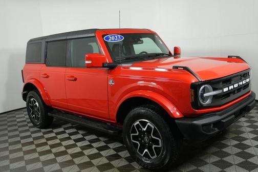 2023 Ford Bronco Outer Banks