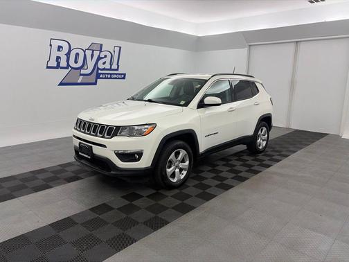 White Clearcoat 2019 Jeep Compass Latitude