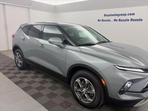 Sterling Gray Metallic 2025 Chevrolet Blazer 2LT
