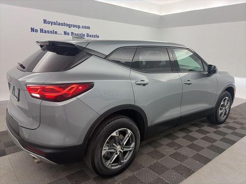 Sterling Gray Metallic 2025 Chevrolet Blazer 2LT