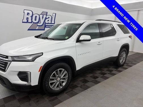 2023 Chevrolet Traverse LT Leather