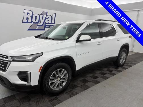 2023 Chevrolet Traverse LT Leather