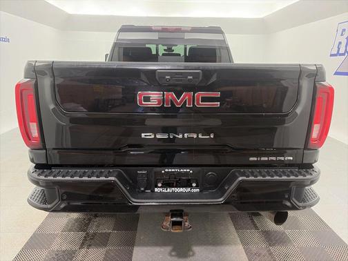 2023 GMC Sierra 2500 Denali