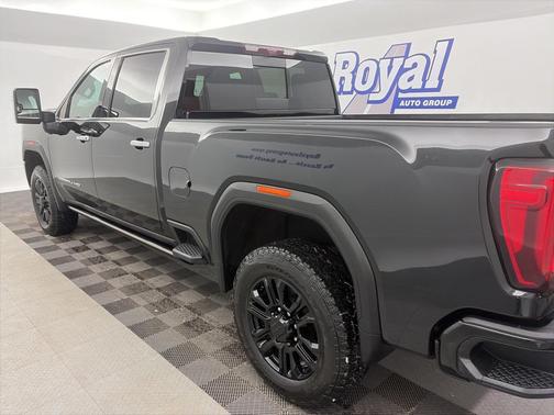 2023 GMC Sierra 2500 Denali