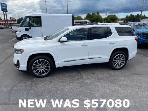 2023 GMC Acadia Denali