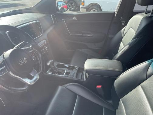 2022 Kia Sportage S