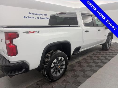 2022 Chevrolet Silverado 2500 Custom