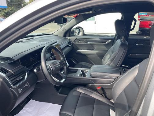2024 GMC Acadia AWD Elevation