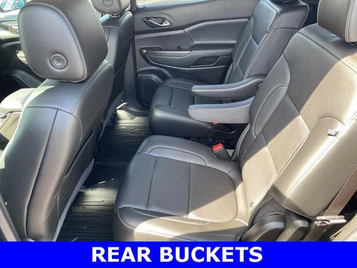 2022 GMC Acadia AWD SLT