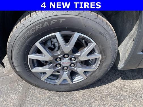 2022 GMC Acadia AWD SLT