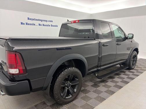 Diamond Black Crystal Pearlcoat 2021 RAM 1500 Classic Warlock Quad Cab 4x4 6'4' Box