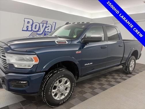 2022 RAM 2500 Laramie Crew Cab 4x4 6'4' Box