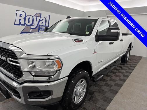 2024 RAM 3500 Big Horn Crew Cab 4x4 8' Box