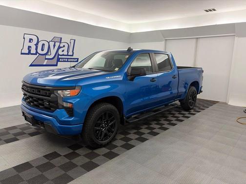 Glacier Blue Metallic 2023 Chevrolet Silverado 1500 Custom