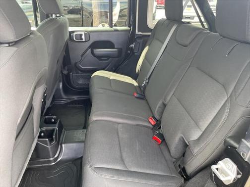 2022 Jeep Wrangler Unlimited Sport Altitude