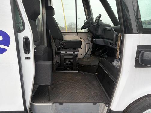 2025 Chevrolet BrightDrop 400 400