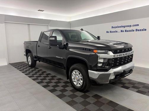 Black 2022 Chevrolet Silverado 2500 LT