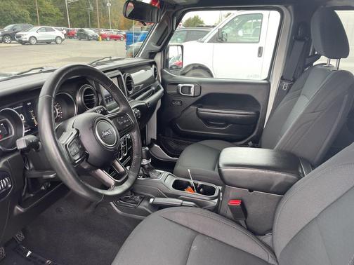 2022 Jeep Gladiator Altitude 4x4