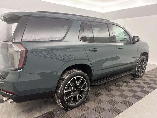 2026 Chevrolet Tahoe 4WD RST