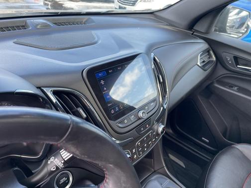 Mosaic Black Metallic 2022 Chevrolet Equinox AWD RS