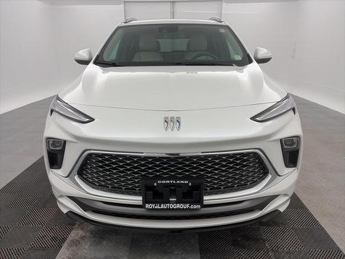 2024 Buick Encore GX Avenir