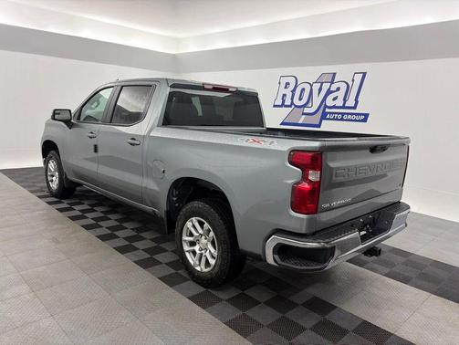 Sterling Gray Metallic 2026 Chevrolet Silverado 1500 LT