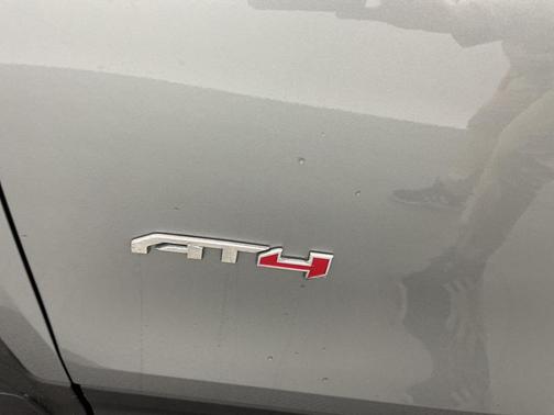 2023 GMC Terrain AWD AT4