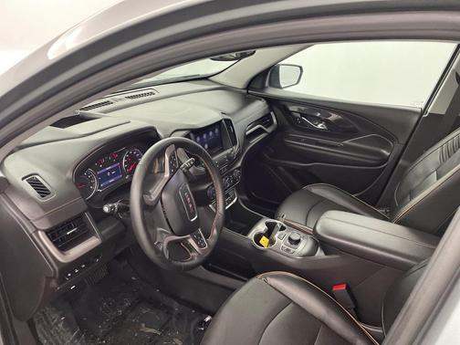 2023 GMC Terrain AWD AT4