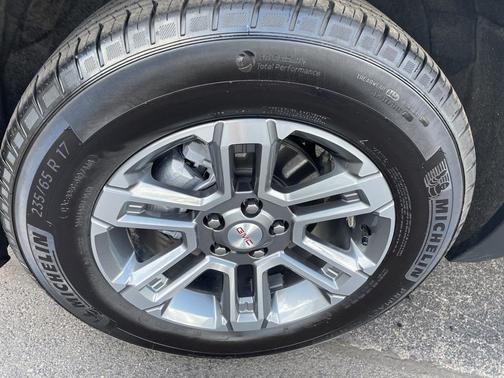 2025 GMC Terrain AWD Elevation