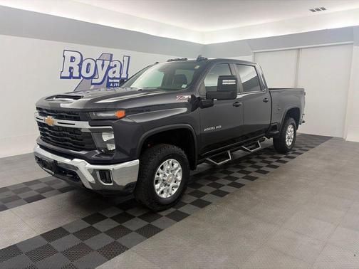 Dark Ash Metallic 2024 Chevrolet Silverado 2500 LT
