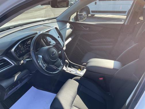 2023 Subaru Ascent Premium 8-Passenger