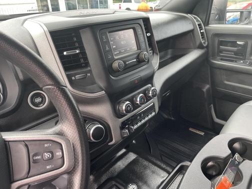 2024 RAM 2500 Tradesman Crew Cab 4x4 8' Box