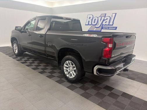 Black 2023 Chevrolet Silverado 1500 LT