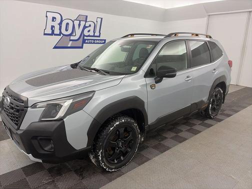 Ice Silver Metallic 2023 Subaru Forester Wilderness