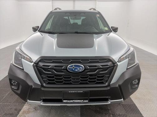 Ice Silver Metallic 2023 Subaru Forester Wilderness