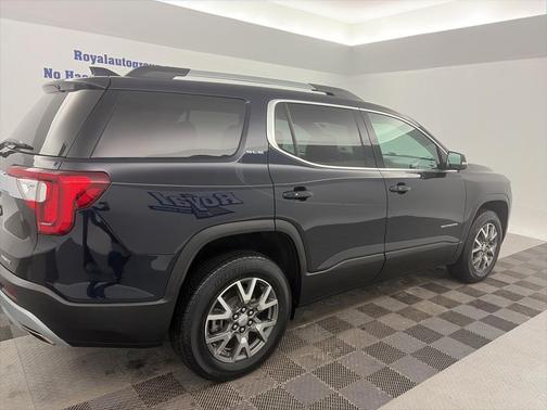 2022 GMC Acadia AWD SLE