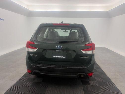 Cascade Green Silica 2023 Subaru Forester Base