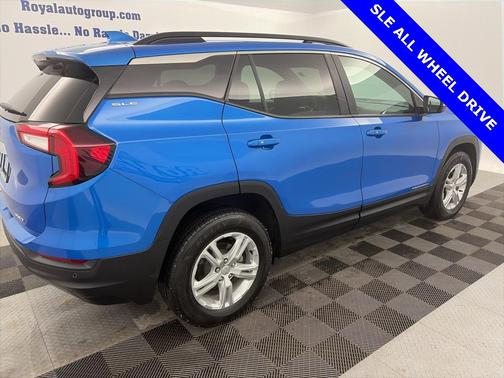 2024 GMC Terrain SLE