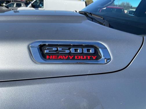 2024 RAM 2500 Big Horn Crew Cab 4x4 6'4' Box