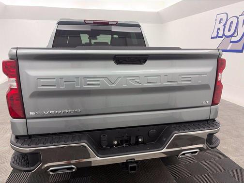 Sterling Gray Metallic 2026 Chevrolet Silverado 1500 LT
